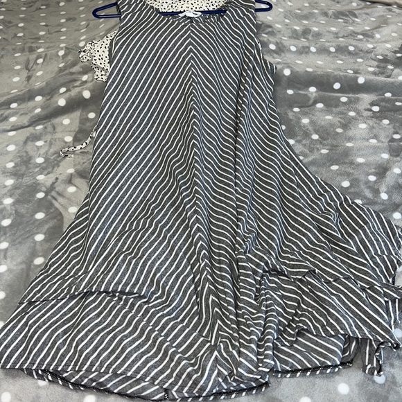 Tunic dress size small over sized - Picture 2 of 2